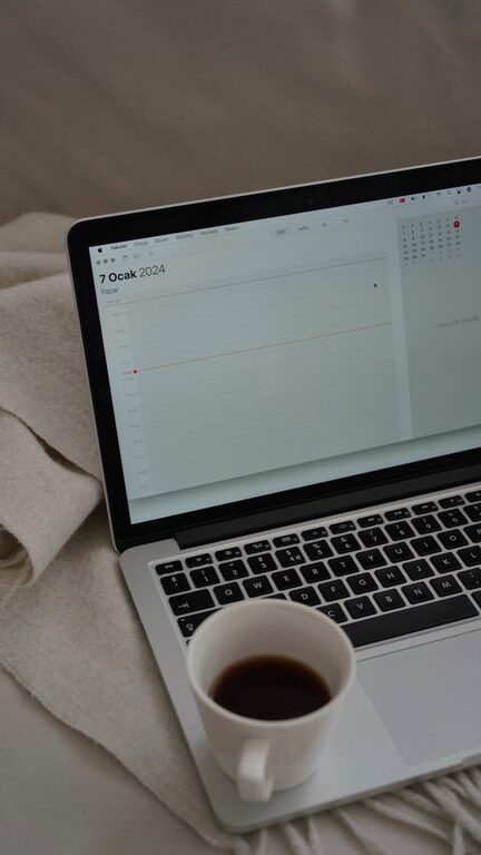 Tips for Creating an Effective Morning Routine to Boost Productivity